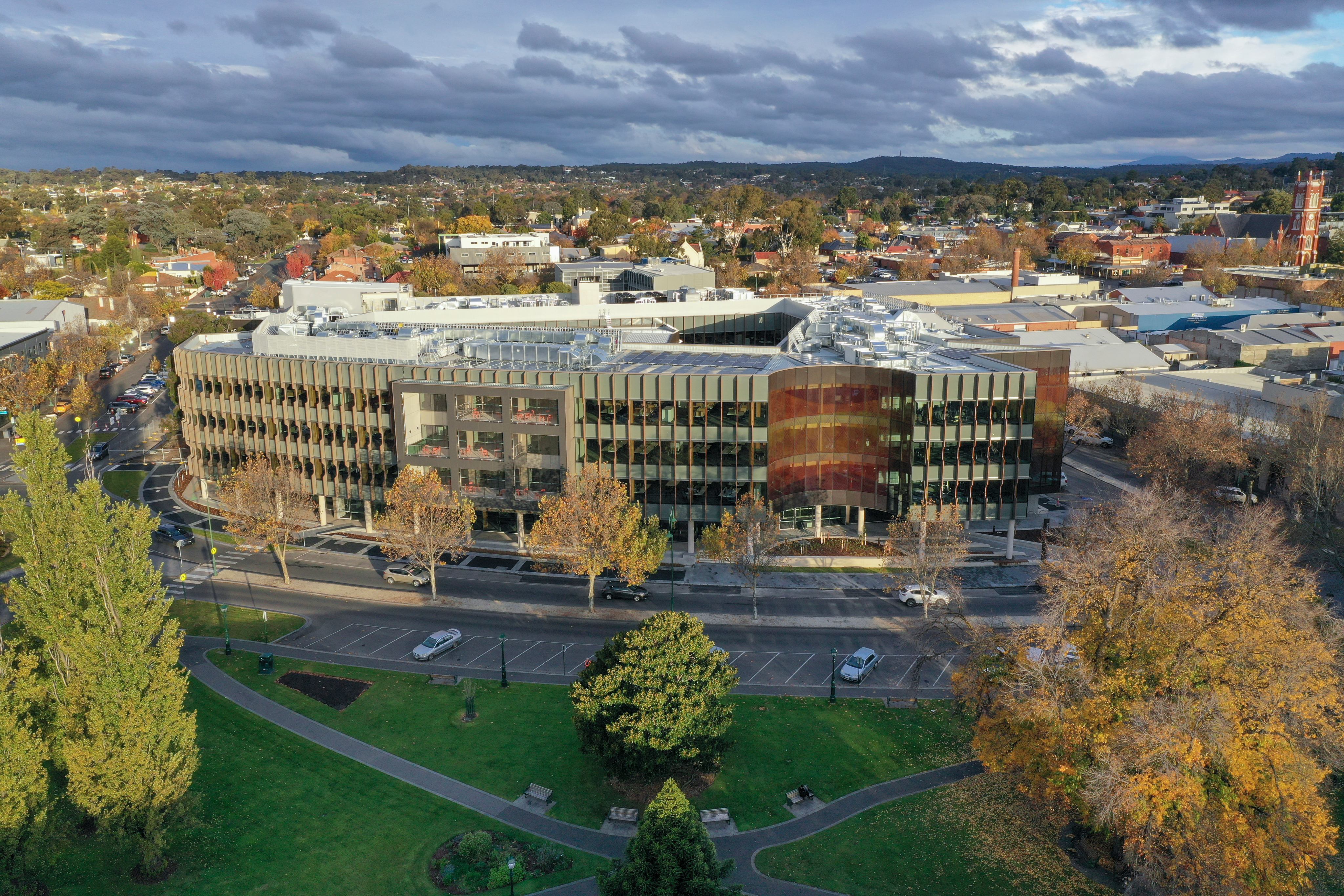 Aerial view of the Galkangu – Bendigo GovHub building and surrounding city
